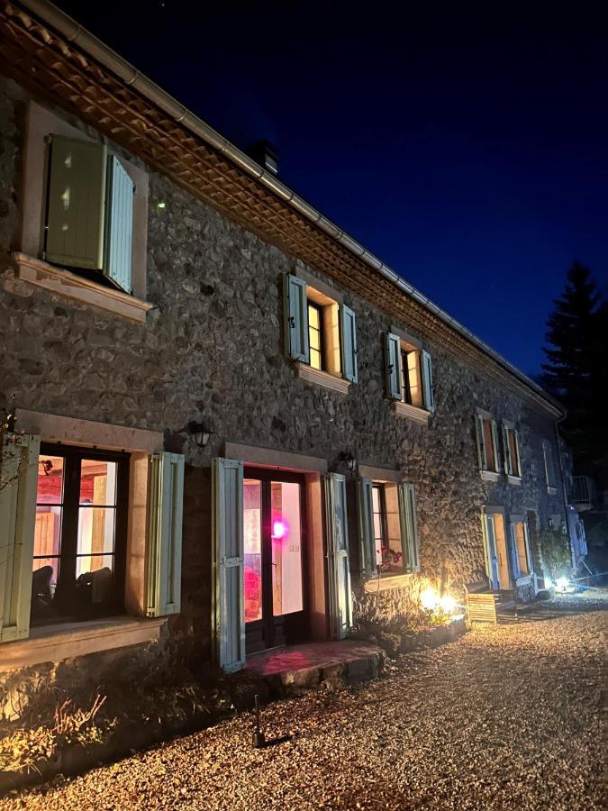Villa Lerefugedetiti à Buissard Extérieur photo
